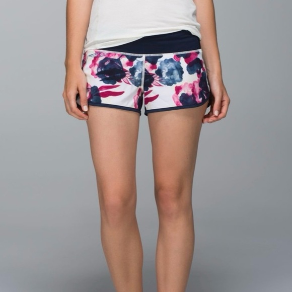 Rare Lululemon Run Speed Shorts 2.5”Inky Floral Ghost Inkwell Bumble Berry Sz 10 - Picture 3 of 8